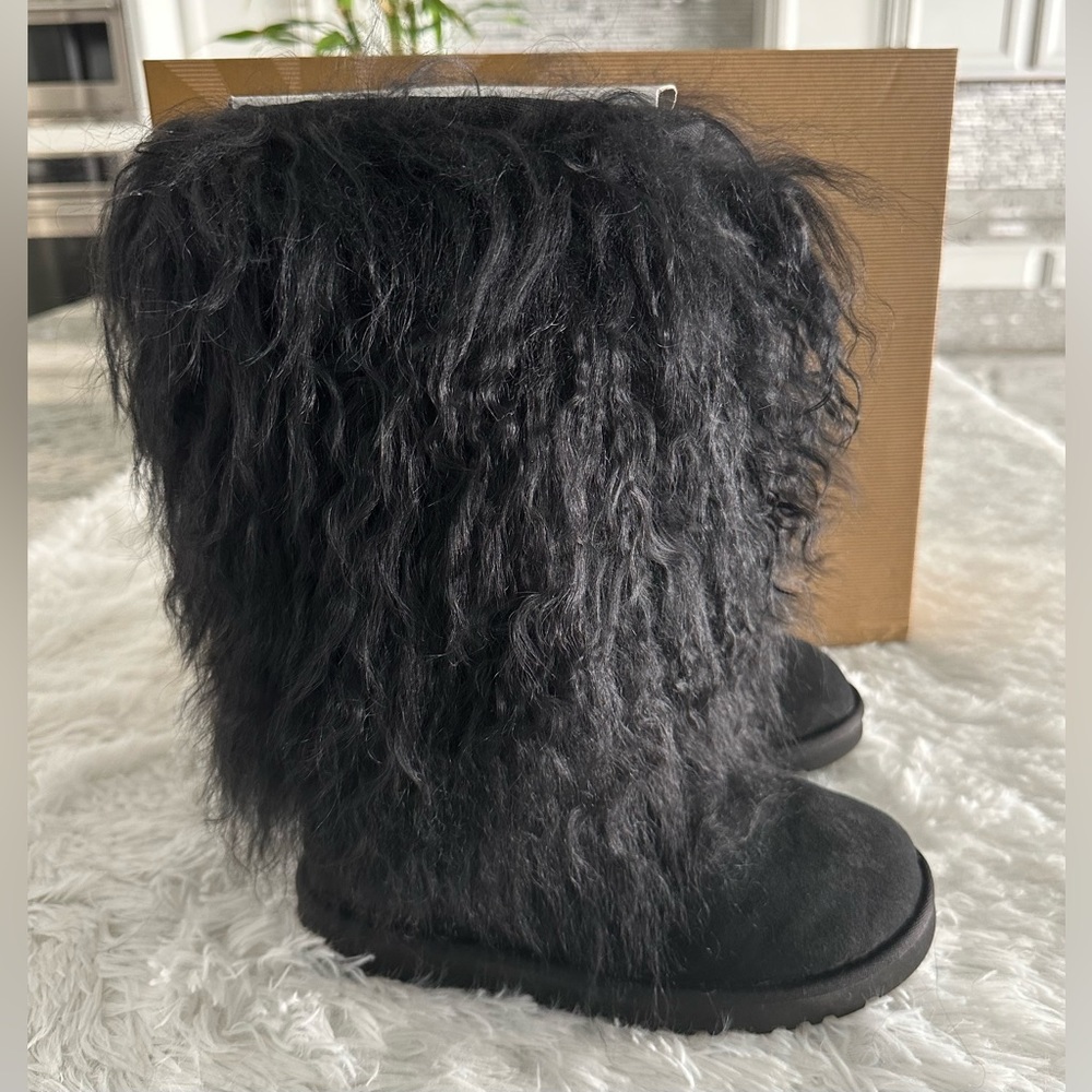 Ugg Australia Sheepskin Mongolian Tall ‎ Cuff Black 3166 Boots Sz 5